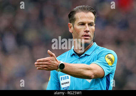 Rotterdam, Pays-Bas. 27 Jan, 2019. ROTTERDAM , Pays-Bas , 27-01-2019 , stade De Kuip , Football , Saison 2018/2019 Eredivisie néerlandaise , , Feyenoord - Ajax , Danny Makkelie arbitre pendant le jeu Feyenoord - Ajax . Credit : Pro Shots/Alamy Live News Banque D'Images
