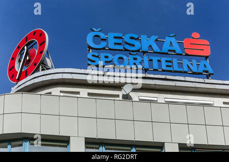 Logo Ceska Sporitelna sur le bâtiment Prague Banque D'Images