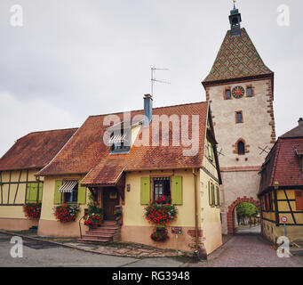 Rues de Berheim, France. Bergheim est une commune française, située dans le département du Haut-Rhin et la Grand Est au nord-est de la France Banque D'Images