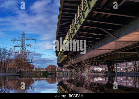 Le Viaduc de Tinsley, sortie 34, Autoroute M1, Sheffield, South Yorkshire, UK Banque D'Images