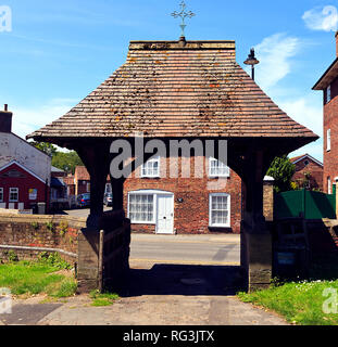 Lych Gate à St Pierre et St Paul's Church, Burgh le Marsh, Lincolnshire Banque D'Images