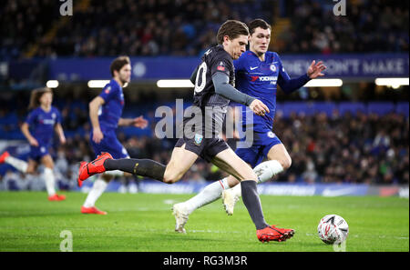 Sheffield Wednesday's Adam atteindre en action au cours de la FA Cup quatrième ronde match à Stamford Bridge, Londres. Banque D'Images