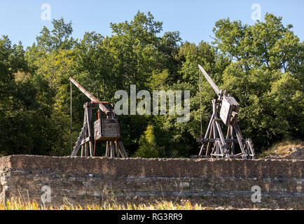 Trébuchet médiéval au château de Castelnaud, forteresse médiévale à Castelnaud-la-Chapelle, Dordogne, Aquitaine, France Banque D'Images