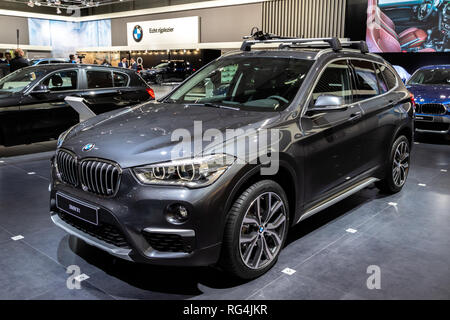 Bruxelles - Jan 18, 2019 : BMW X1 présenté au 97e Salon Automobile de Bruxelles 2019 Autosalon. Banque D'Images