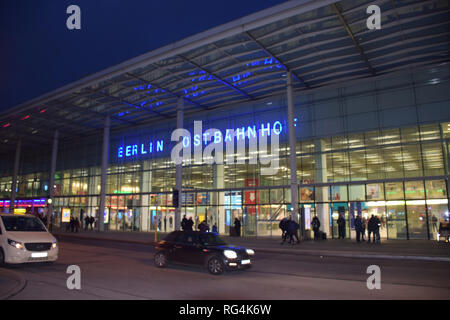 La gare d'Ostbahnhof de Berlin, Allemagne 2019 Banque D'Images