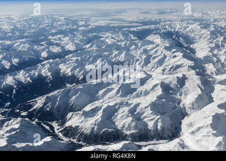 Vue aérienne les Alpes autrichiennes Banque D'Images