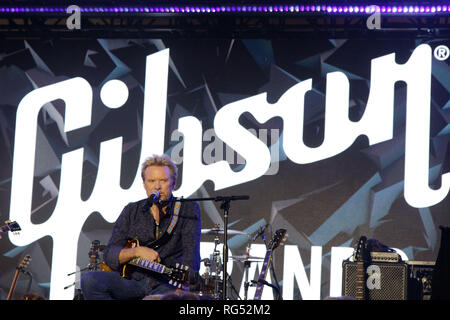 Anaheim, Californie, USA. 24 Jan, 2019. LEE ROY PARNELL à la Gibson stand pendant le NAMM Show à Anaheim Convention Center à Anaheim, Californie le Jan 25, 2019 Credit : Marissa Carter/ZUMA/Alamy Fil Live News Banque D'Images