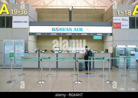 INCHEON, CORÉE DU SUD - circa 2017, Juin : à l'intérieur de l'Aéroport International d'Incheon. Banque D'Images