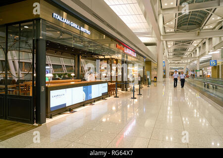 INCHEON, CORÉE DU SUD - circa 2017, Juin : à l'intérieur de l'Aéroport International d'Incheon. Banque D'Images