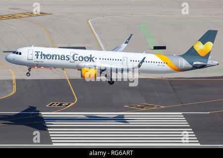 Palma de Majorque, Espagne - 11 mai 2018 : Thomas Cook Airlines Scandinavia avion Airbus A321 à l'aéroport de Palma de Majorque (PMI) en Espagne. Dans le monde d'utilisation | Banque D'Images