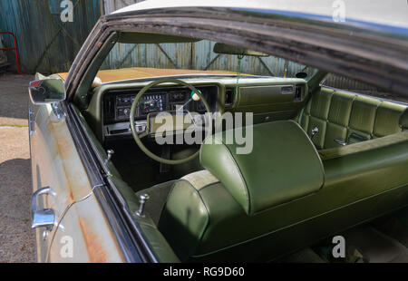 1969 Buick Lesabre avec soleil brûlé patina Banque D'Images