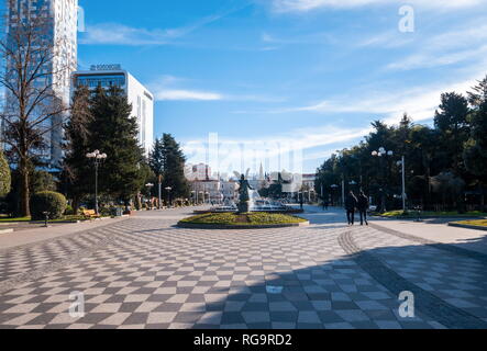 BATUMI, GÉORGIE - 11 janvier 2019 : voyager en belle Batumi moderne.Batumi boulevard. La Géorgie Banque D'Images