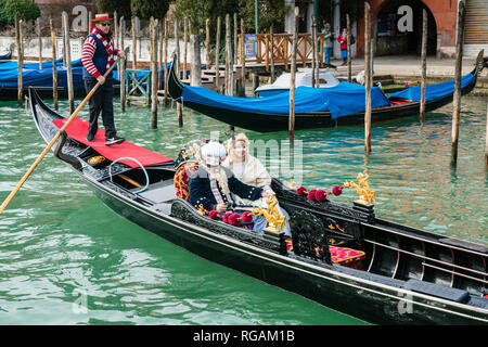 Venise, Italie - 12.02.2017 régate Festival et de l'eau partie dans Carnaval de Venise Banque D'Images