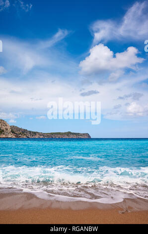 Scenic Coll Baix Beach sur l'île de Majorque, Espagne. Banque D'Images