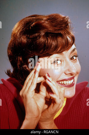 La chanteuse franco-italienne Caterina Valente et actrice du film à propos de 1970 Banque D'Images