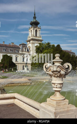 Dans un château très célèbre ville de Keszthely, Hongrie Festetics Castle dans une journée ensoleillée. Banque D'Images