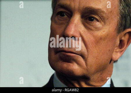 Michael R. Bloomberg assiste à une conférence de presse annonçant le Yankee Stadium comme l'hôte de la MLB All-Star Game 2008 s'est tenue à la Mairie de New York, le 31 janvier 2007. Credit:Dennis Van Tine/MediaPunch Banque D'Images