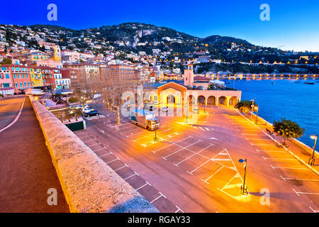 Villefranche sur mer azur idyllique ville soir vue, Alpes-Maritimes Région de France Banque D'Images