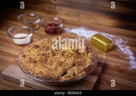 Un des végétaliens et sans gluten cherry pie. Banque D'Images