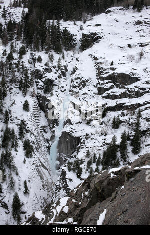 Ouray, Colorado - janvier 09, 2018 : les chutes de la Prêle 550 route de l'autoroute à Ouray, Colorado Banque D'Images