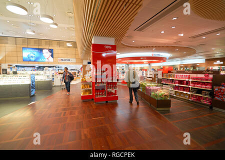 Copenhague, Danemark - circa 2014 SEPTEMBRE : à l'intérieur de l'aéroport de Copenhague Kastrup,. Banque D'Images