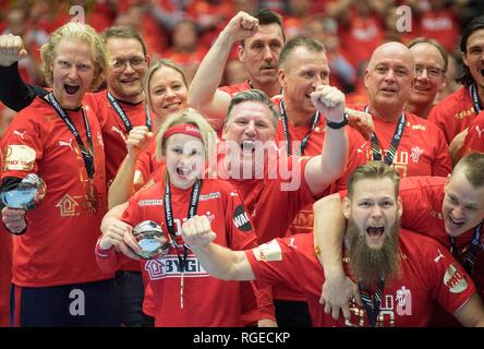 Cérémonie de remise des prix, la jubilation coach Nikolaj JACOBSEN (DEN/withte). Final, la Norvège (NOR) - Danemark (DEN) 22:31, 27.01.2019 à Herning, Danemark Coupe du Monde de Handball 2019, à partir de la 10.01. - 27.01.2019 en Allemagne/Danemark. Dans le monde d'utilisation | Banque D'Images