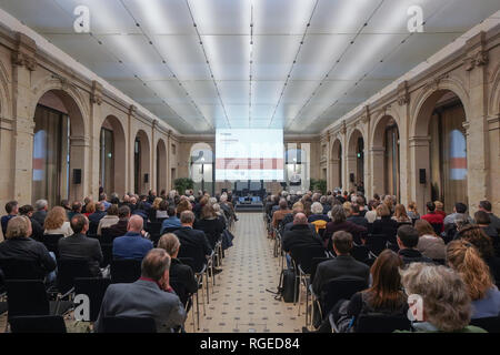 Berlin, Allemagne. 29 janvier, 2019. Dans le Hall de la Leibniz Berlin-Brandenburg Academy of Sciences and Humanities (BBAW), le 'Centre for Digital Lexicographie de la langue allemande" sera présenté avec un kick-off event. Les quatre académies des sciences de Berlin, Dresde, Leipzig et Mayence veulent créer un système d'information numérique qui décrit le vocabulaire allemand dans le passé et le présent. Credit : Jörg Carstensen/dpa/Alamy Live News Banque D'Images