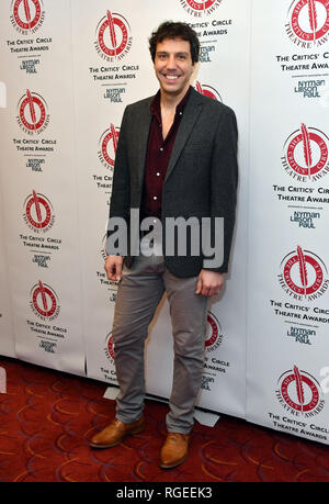 Londres, Royaume-Uni. 29 janvier 2019. Alex Gaumond au Critics' Circle Theatre Awards cérémonie annuelle qui célèbre les réalisations de 2018's theatre productions, au Prince of Wales Theater Crédit : Nils Jorgensen/Alamy Live News Banque D'Images