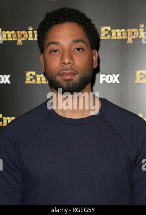 ***PHOTO** JUSIE SMOLLETT HOSPITALISÉ APRÈS UNE ÉVENTUELLE HATE CRIME LOS ANGELES, CA - le 20 mars : Jussie Smollett, au printemps Première de Fox's 'Empire' au Pacific Theatres du Grove en Californie le 20 mars 2017. Credit : FS/MediaPunch Banque D'Images