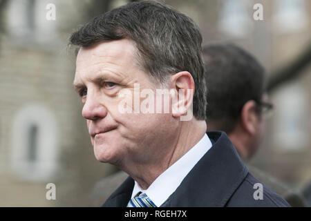 London UK. 29 janvier 2019. Leader de l'UKIP Gerard Batten qui a été membre du Parlement européen depuis 2018 est vu à Westminster le jour où les membres du Parlement européen vote sur plusieurs amendements clés Brexit. Gerard Batten est devenu chef de l'UKIP et réussi Henry Bolton en 2018 Credit : amer ghazzal/Alamy Live News Banque D'Images