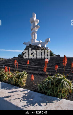 Monumento al Campesino sculpture par l'artiste César Manrique à côté du Musée de l'Agriculture. Banque D'Images