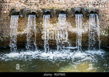 Petit locale des déchets de l'usine de traitement de l'eau. Entreprise pour le tri et le traitement des eaux usées. Banque D'Images