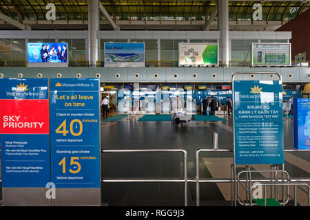 L'Aéroport International de Noi Bai, Hanoi, Vietnam, Asie Banque D'Images