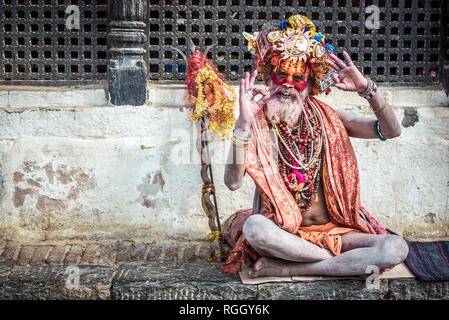 Sadhu, ascétique, saint homme, Pashupatinath, Katmandou, Népal Banque D'Images