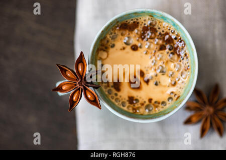 Tasse de café et un bon matin remarque sur fond de bois with copy space Banque D'Images