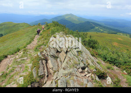 Polonina. Welinska Chemin de randonnée près de refuge en refuge (Puchatek Chatka Puchatka), Bieszczady, Pologne Banque D'Images