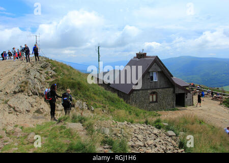 Refuge de montagne Chatka Puchatka' 'Puchatka (HUT) sur Polonina Wetlinska, Bieszczady, Pologne Banque D'Images