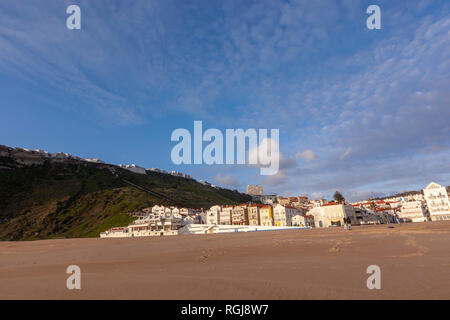 Nazare Nazare Beach, vue sur Praia da Nazaré, Portugal Banque D'Images