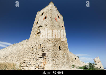 Château génois Caffa du XIV siècle à Feodossia, Crimea, Ukraine. 4e octobre 2008. Ville fondée par des colons grecs comme Theodosia de Miletos dans l Banque D'Images