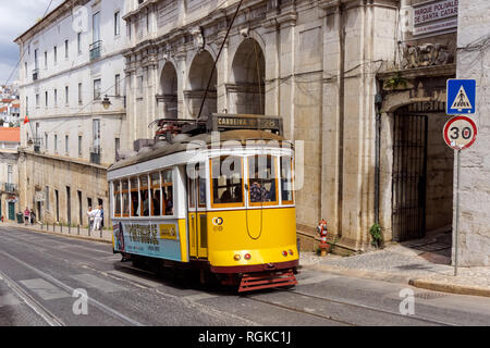 Tramway Classique route 28 à Lisbonne, Portugal Banque D'Images