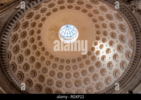 Vatican, Rome, Italie - 16 novembre 2018 : plafond à caissons de la Sala Rotonda, Round Hall, Musées du Vatican, Vatican, Rome, Latium, Italie Banque D'Images