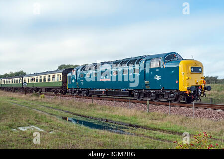 Jour Diesel à Bo'ness & Kinneil Railway à Bo'ness Ecosse Falkirk Royaume Uni le 30 septembre 2006 avec Deltic 55022 Royal Scots Grey Banque D'Images