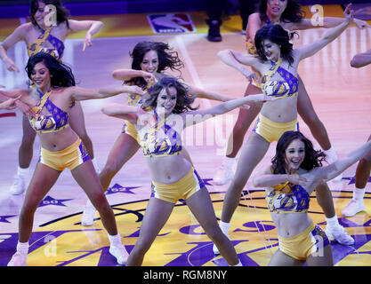 Los Angeles, Californie, USA. 29 janvier, 2019. Los Angeles Lakers pour effectuer au cours d'un match de basket de la NBA entre les Lakers de Los Angeles et les Philadelphia 76ers le Mardi, Janvier 29, 2019, dans la région de Los Angeles. Ringo : crédit Chiu/ZUMA/Alamy Fil Live News Banque D'Images