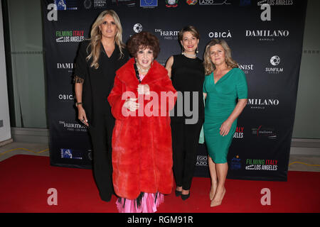 Westwood, ca. 29 janvier, 2019. Tiziana Rocca, Gina Lollobrigida, Silvia Chiave, Consul Général de France à Los Angeles, Valeria Rumori à filmer l'Italie, première à l'Institut culturel italien à Westwood, en Californie le 29 janvier 2019. Credit : Faye Sadou/media/Alamy Punch Live News Banque D'Images