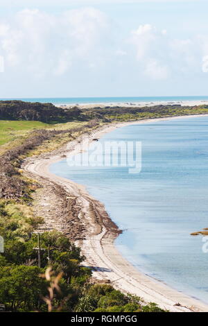 Vue de Puponga Hill Top track surplombant la côte de Farewell Spit, Golden Bay, Nouvelle-Zélande. Banque D'Images