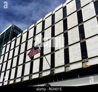 Ambassade des Etats-Unis drapeau américain l'Avenue Reforma Mexico Mexique Banque D'Images