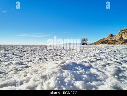 La Bolivie, Salar de Uyuni, camping-debout sur salt lake Banque D'Images