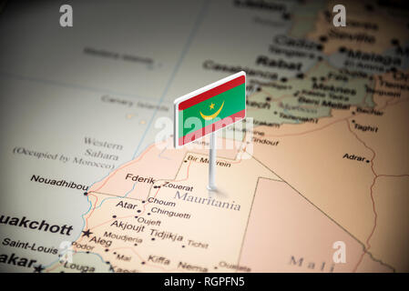 La Mauritanie marquée d'un drapeau sur la carte Banque D'Images
