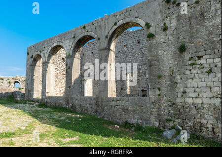 Le château de Rozafa, Mosquée Fatih Sultan Mehmet, Shkodra, l'Albanie Banque D'Images