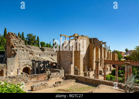 Merida, Badajoz, Espagne ; Mai 2015 : Vestiges romains de Mérida, site archéologique classé au Patrimoine Mondial de l'UNESCO. Banque D'Images